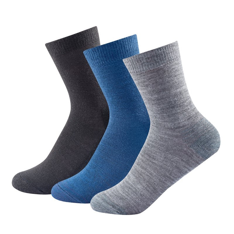 DAILY MERINO LIGHT SOCK 3PK KID BLACK/BLUE/GREY - Devold New Zealand