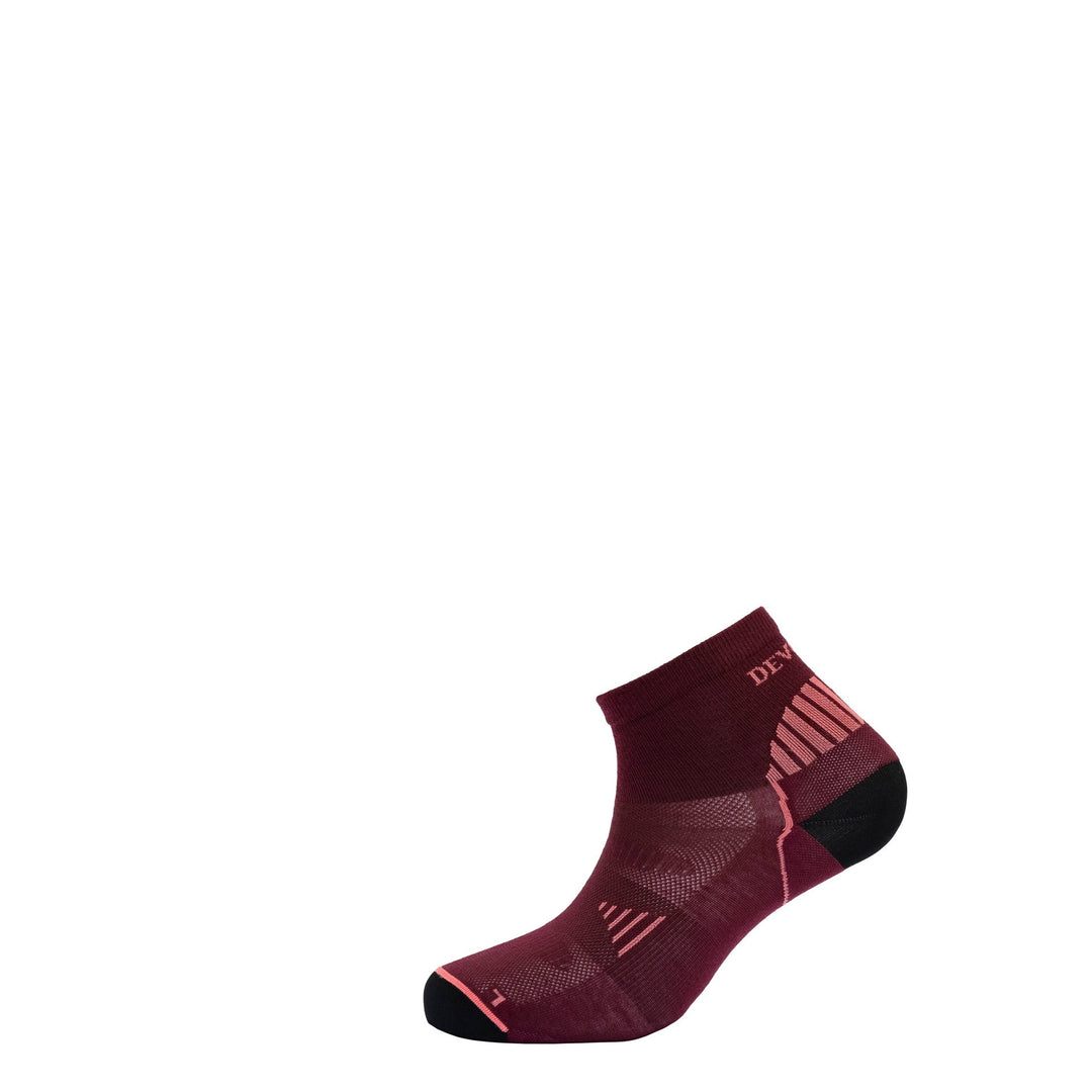 RUNNING ANKLE SOCKS BEETROOT - Devold New Zealand