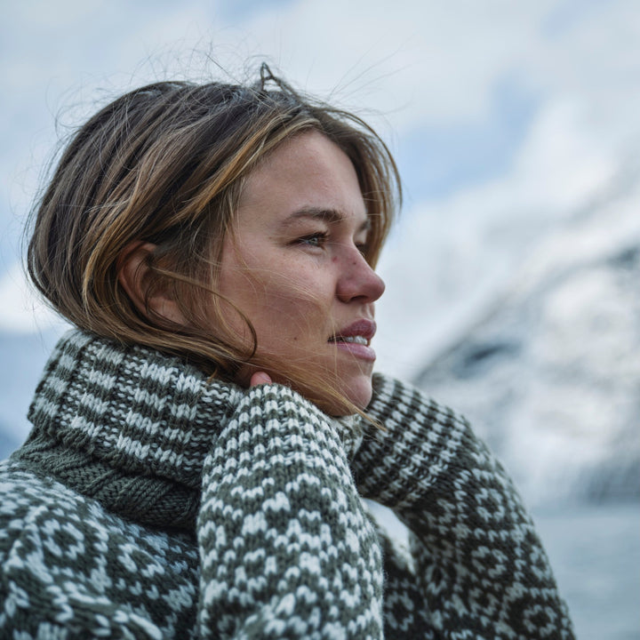Svalbard Wool Zip Neck Sweater - Devold New Zealand